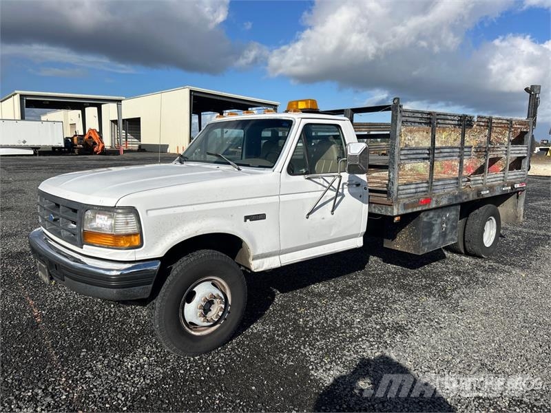 Ford F-450 Platformas/izkraušana no sāniem