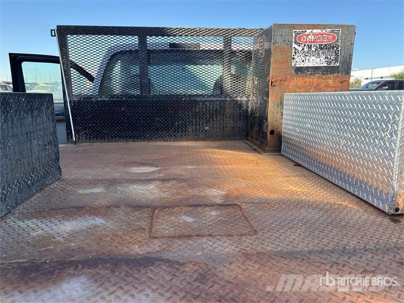 Ford F-450 Platformas/izkraušana no sāniem