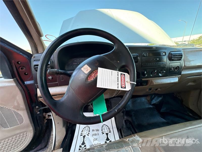 Ford F-450 Platformas/izkraušana no sāniem