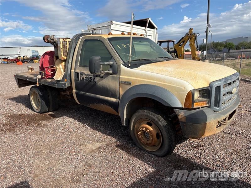 Ford F-450 Flatbed kamyonlar