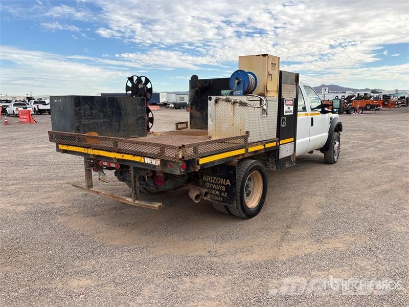 Ford F-450 Platós / Ponyvás teherautók
