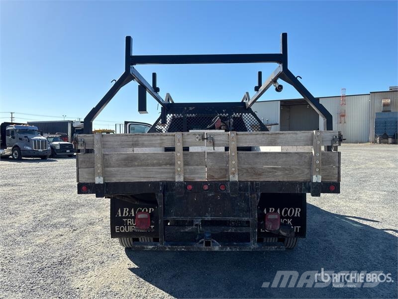 Ford F-450 Flakbilar