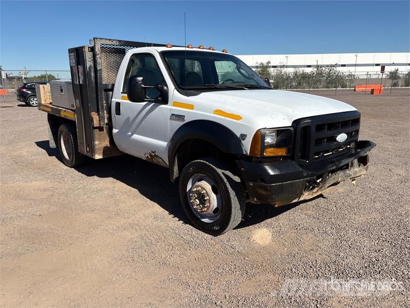 Ford F-450 Platformas/izkraušana no sāniem