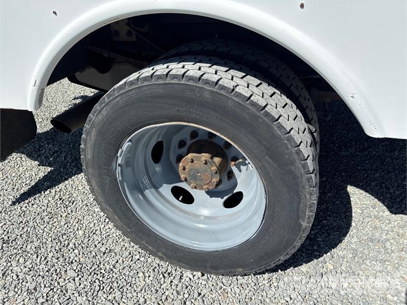 Ford F-450 المنصات الهوائية المثبتة على شاحنة