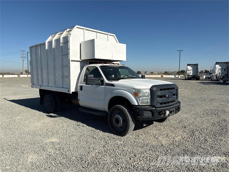 Ford F-450 Pašizgāzējs