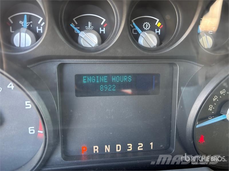 Ford F-450 المنصات الهوائية المثبتة على شاحنة
