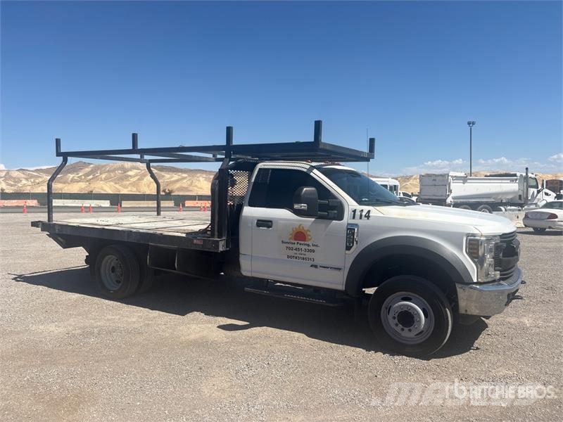 Ford F-450 플랫베드/드롭사이드 트럭