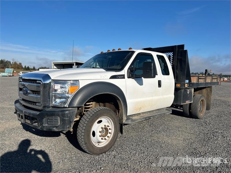 Ford F-450 Pašizgāzējs