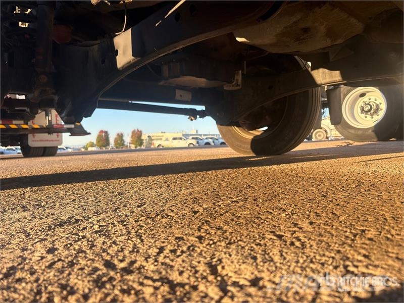 Ford F-450 Platformas/izkraušana no sāniem