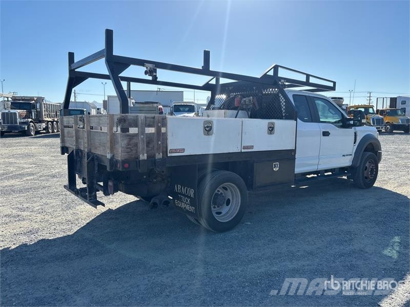 Ford F-450 Flakbilar