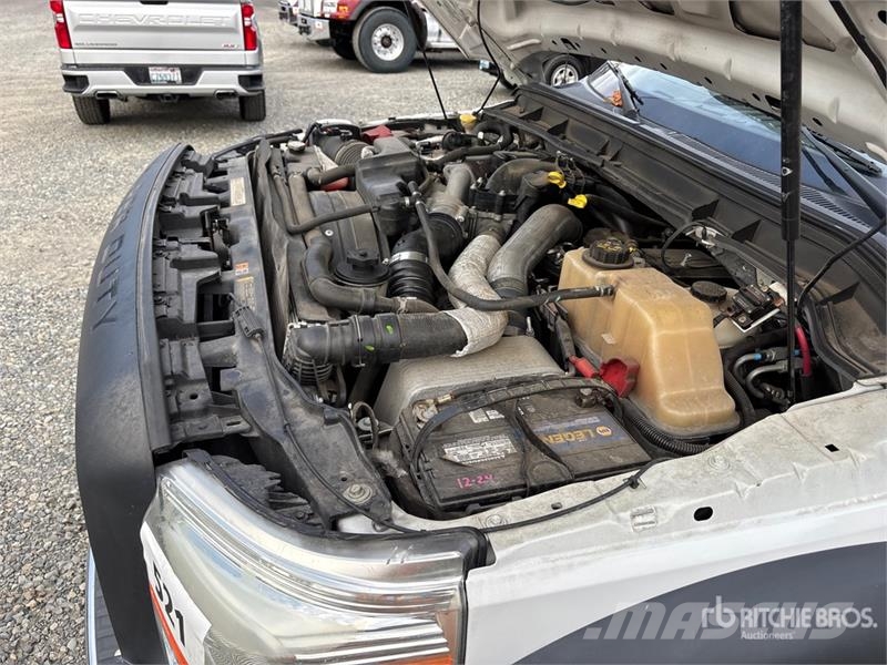 Ford F-450 Platformas/izkraušana no sāniem