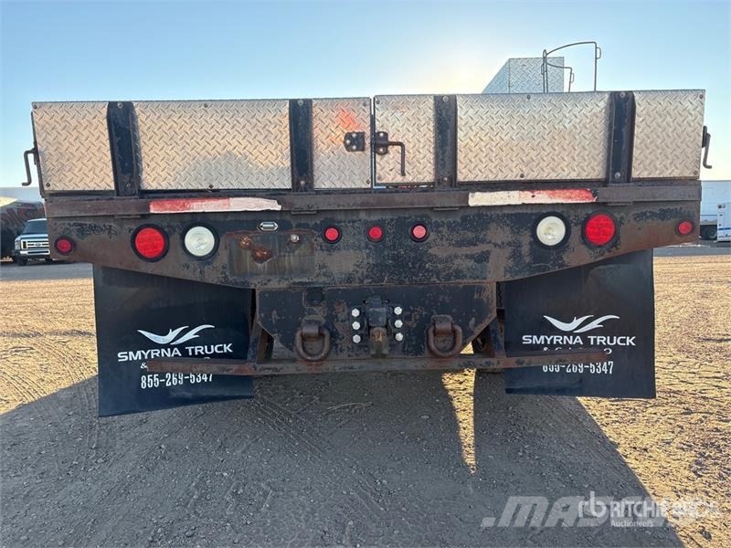 Ford F-450 Platformas/izkraušana no sāniem