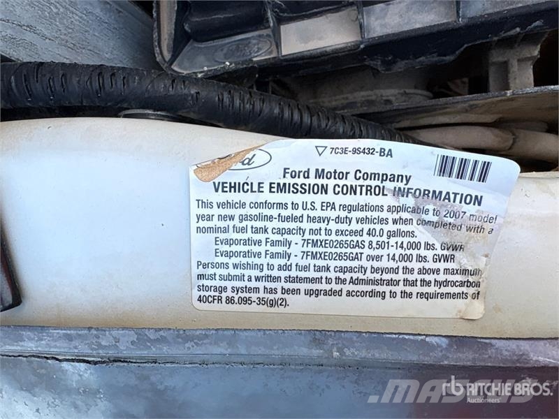 Ford F-450 Platformas/izkraušana no sāniem