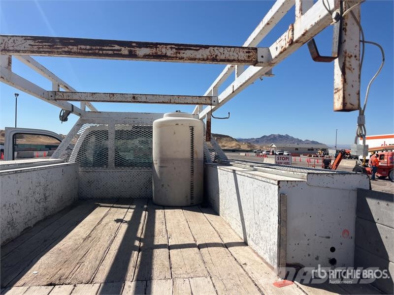 Ford F-450 4x2 Flatbed Truck Flatbed / Dropside trucks