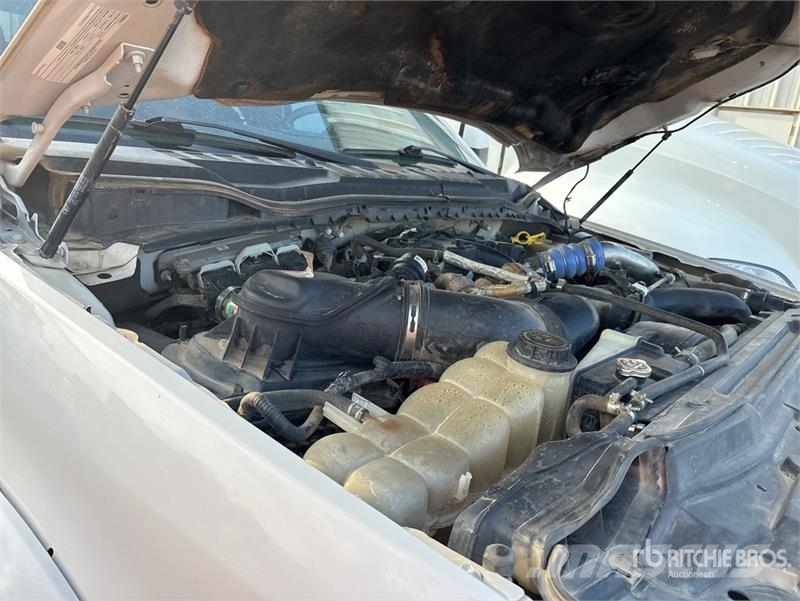 Ford F-450 Lariat 4x4 Pickup Прочие фургоны
