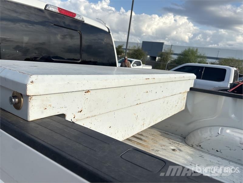 Ford F-450 Lariat 4x4 Pickup Прочие фургоны