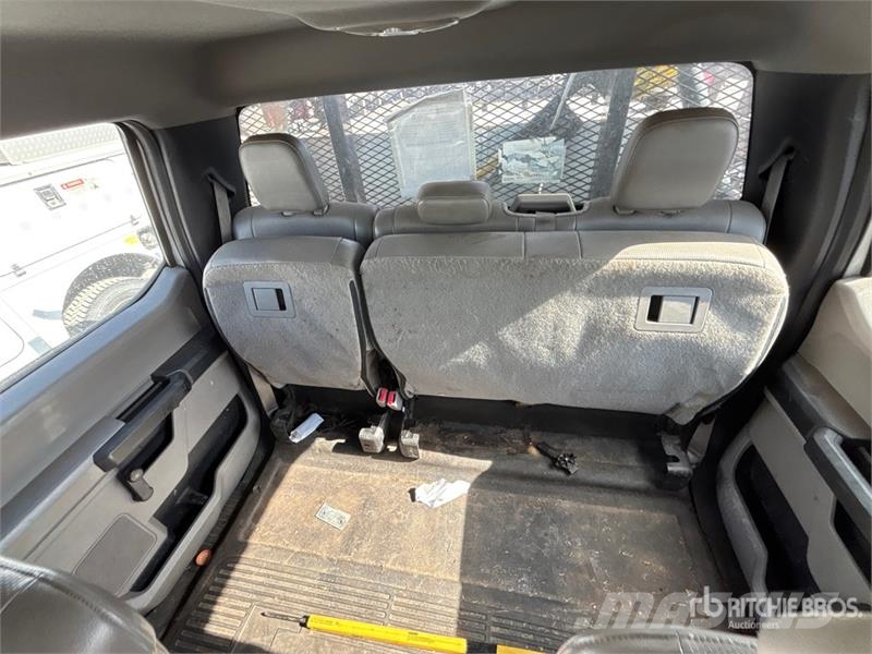 Ford F-450 XL 4x2 Crew Cab Flatbed Dump Truck Damperli kamyonlar