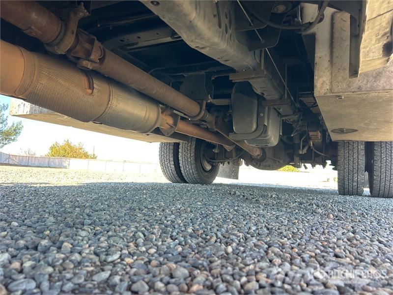 Ford F-450 XL 4x2 Extended Cab Utility Truck Pick-upy / Pojazdy z otwieranymi burtami