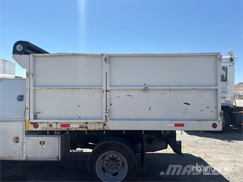 Ford F-450 XL 4x2 Extended Cab Flatbed Dump Truck Самоскиди