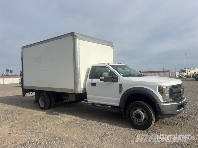 Ford F-450 XL 4x2 Van Truck Camiones con caja de remolque