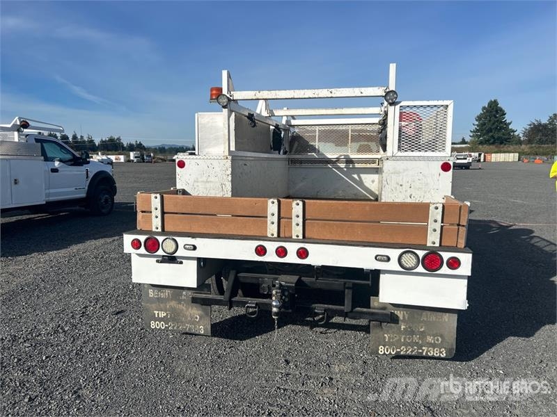 Ford F-450 XL 4x4 Extended Cab Utility Truck Utilitaire benne