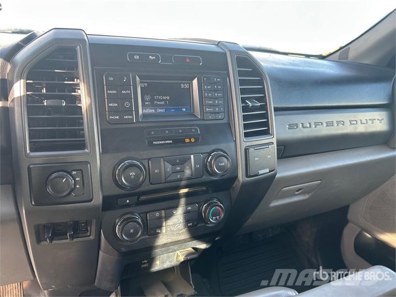 Ford F-450 XL 4x4 Extended Cab Utility Truck Utilitaire benne