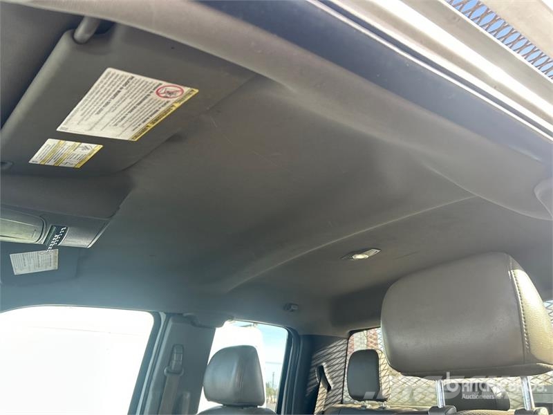 Ford F-450 XL 4x4 Extended Cab Utility Truck Utilitaire benne