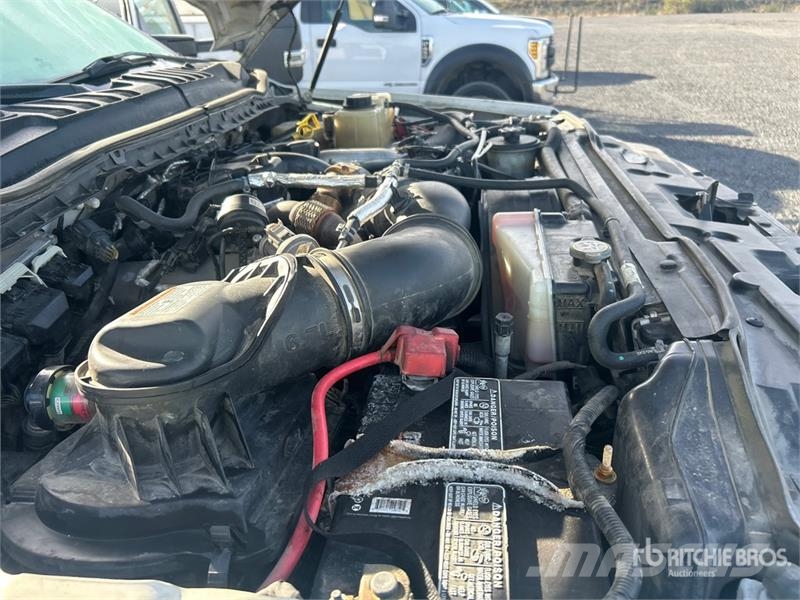 Ford F-450 XL 4x4 Extended Cab Utility Truck Utilitaire benne
