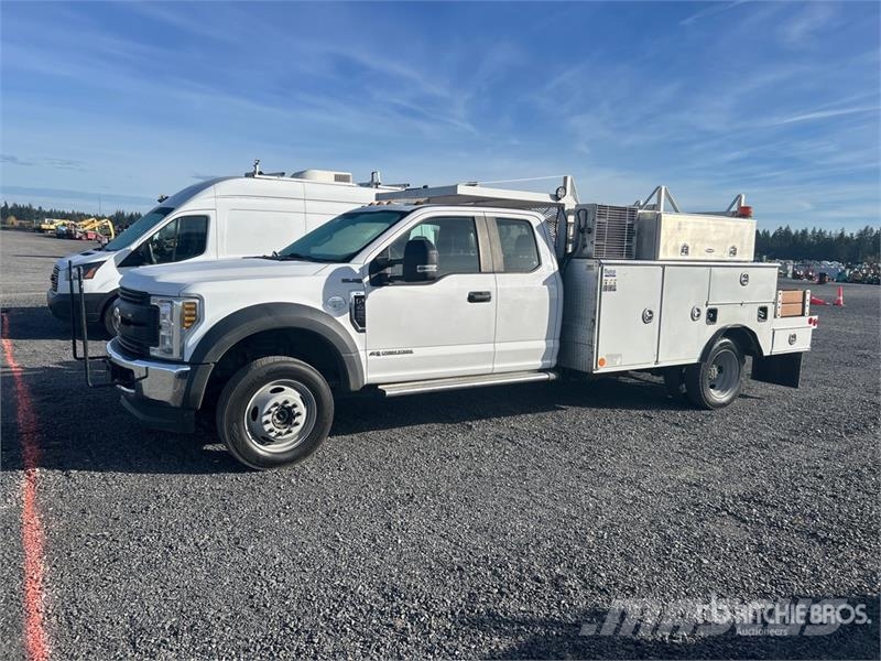 Ford F-450 XL 4x4 Extended Cab Utility Truck Utilitaire benne