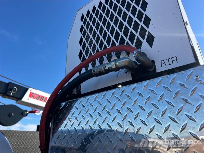Ford F-450 XL 4x4 Service Truck Pilsētas atkritumvedēji