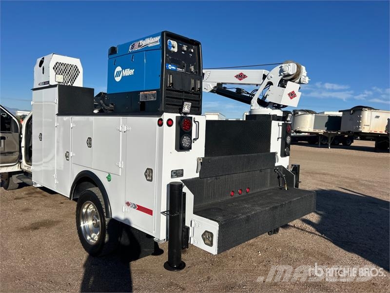 Ford F-450 XL 4x4 Service Truck Pilsētas atkritumvedēji