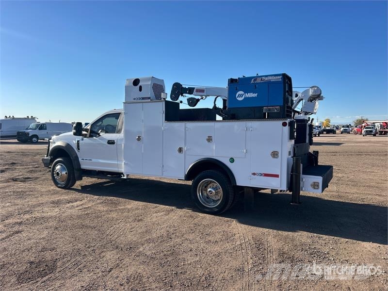Ford F-450 XL 4x4 Service Truck Pilsētas atkritumvedēji