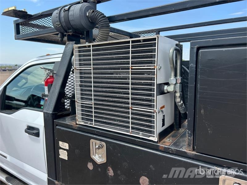 Ford F-450 XL 4x4 Utility Truck Bestelwagens met open laadbak
