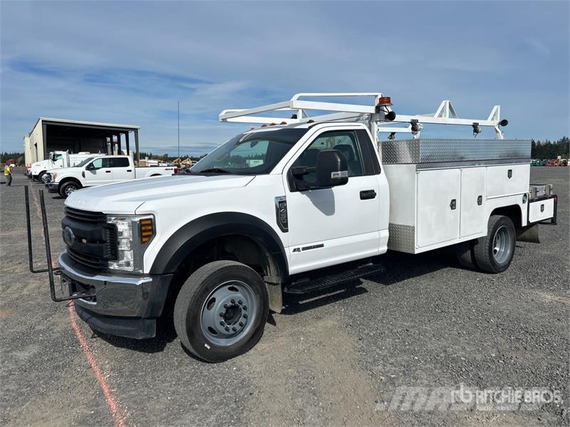Ford F-450 XL 4x4 Utility Truck ピックアップ／ドロップサイド