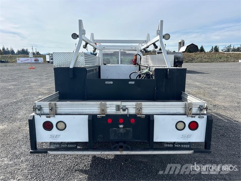 Ford F-450 XL 4x4 Utility Truck ピックアップ／ドロップサイド