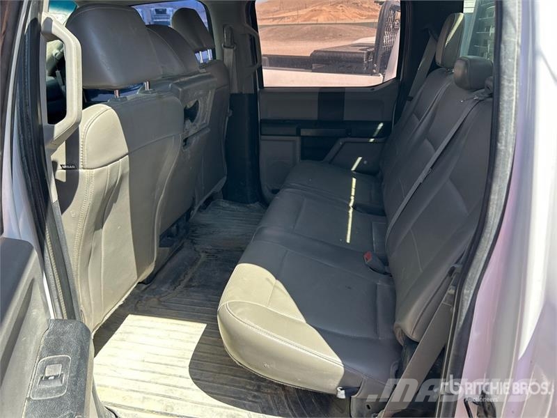 Ford F-550 Pilsētas atkritumvedēji