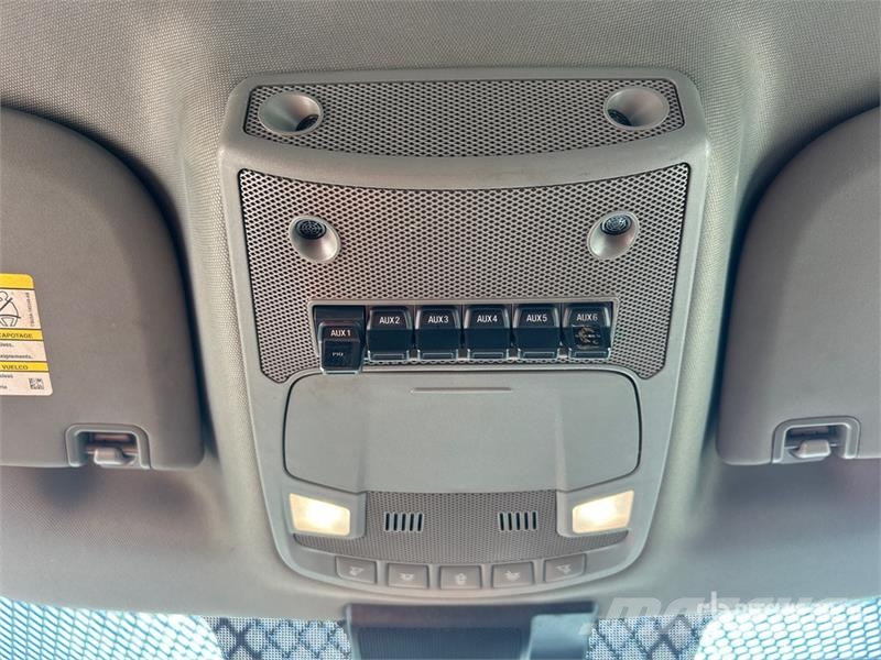 Ford F-550 Autoplošiny