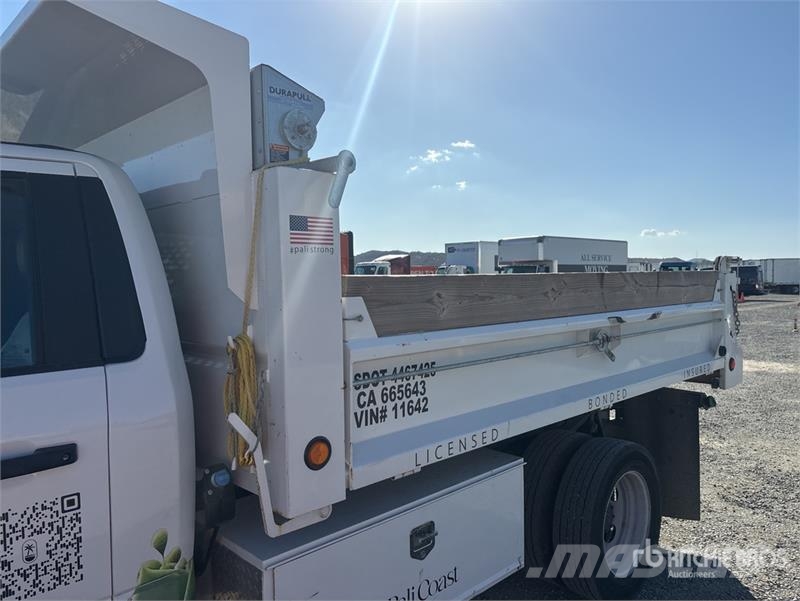 Ford F-550 Tippbilar