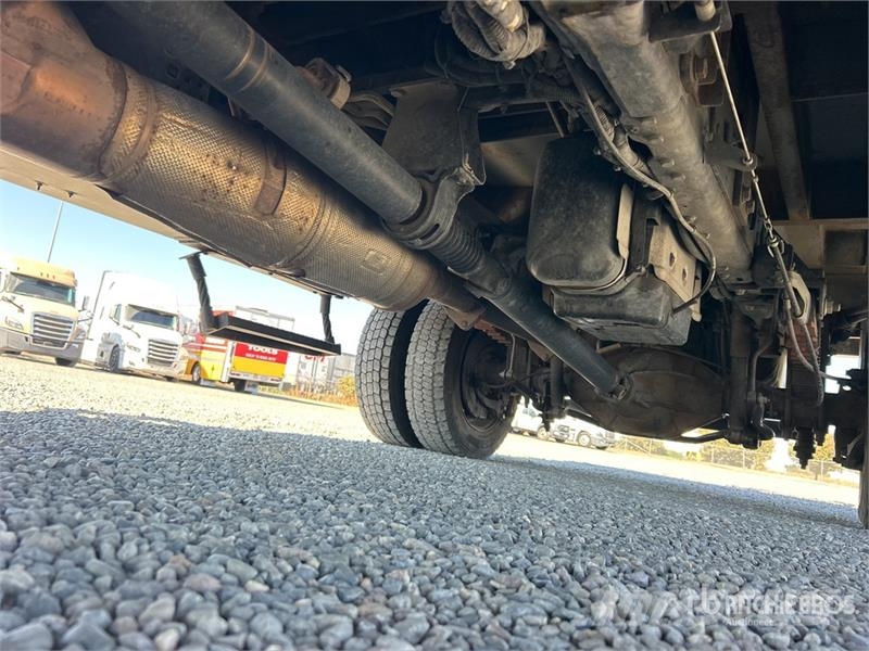 Ford F-550 Моторизирани платформи с талига