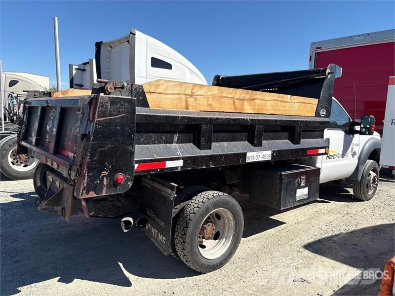 Ford F-550 自卸式货车