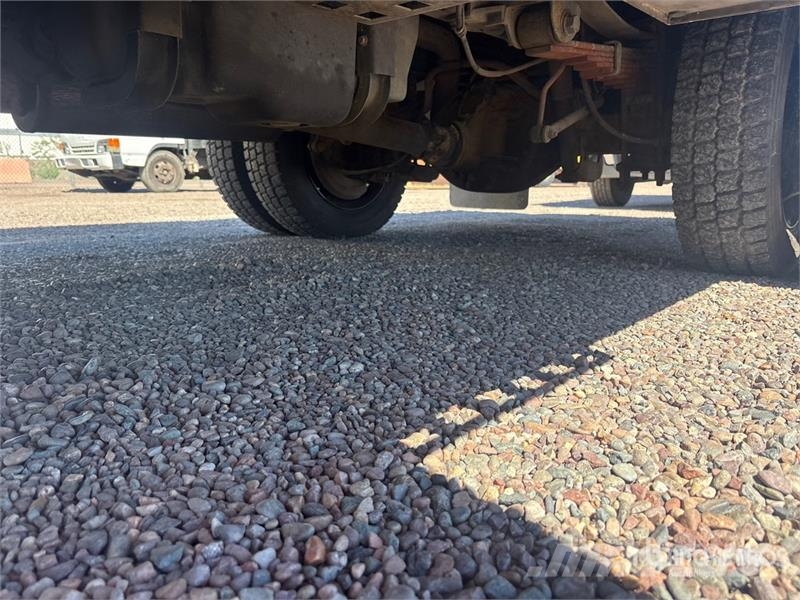 Ford F-550 Pacēlāji uz automašīnas bāzes