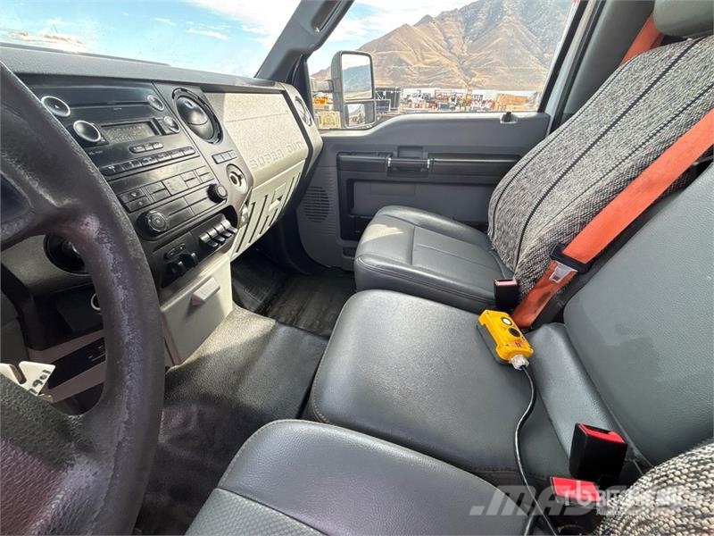 Ford F-550 Tipper trucks
