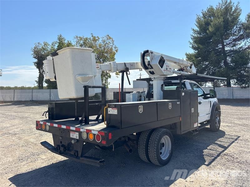 Ford F-550 Lastbilmonterede lifte