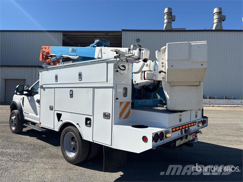 Ford F-550 Plataformas sobre camión