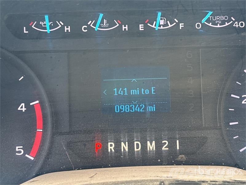 Ford F-550 Моторизирани платформи с талига