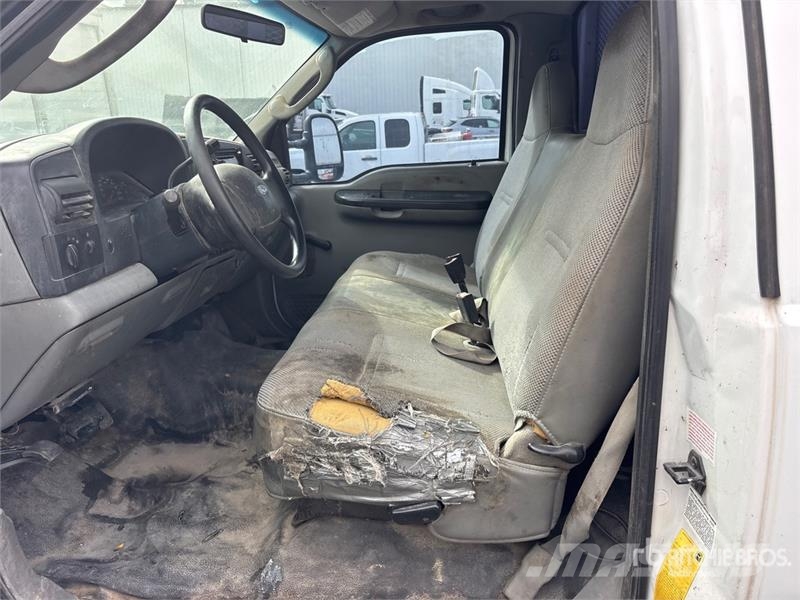 Ford F-550 Flakbilar