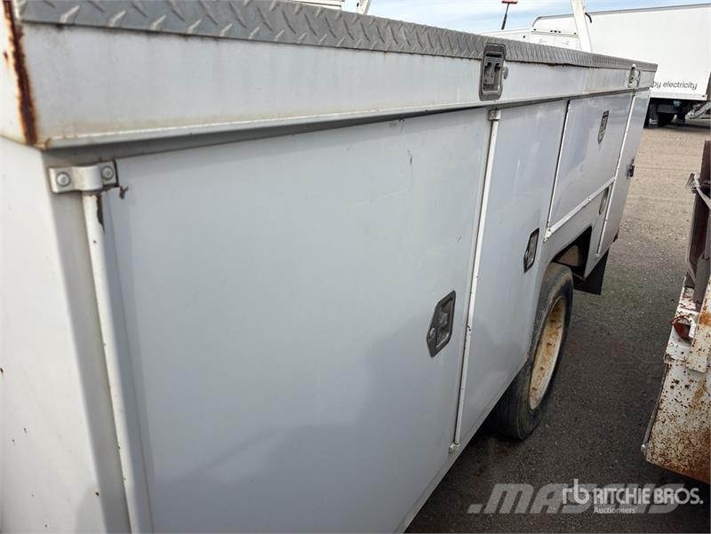 Ford F-550 Pikapai / Bortiniai sunkvežimiai