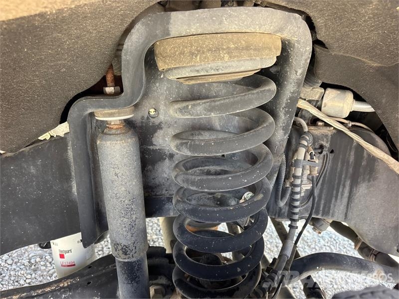 Ford F-550 Pacēlāji uz automašīnas bāzes