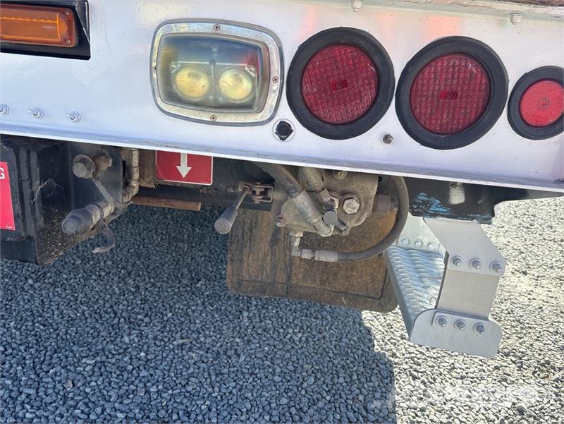 Ford F-550 Plataformas sobre camión