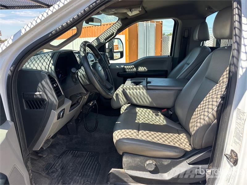 Ford F-550 Lastbilmonterede lifte